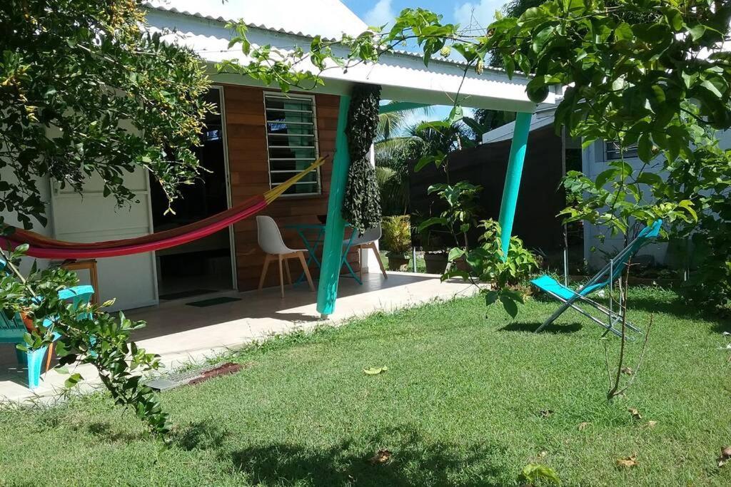 Gite Cajou Dans Jardin Tropical Ventile A Sainte-Anne Eksteriør billede